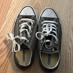 Dark gray converse all star low